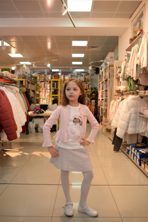 Реклама испанской одежды "Майорал" магазина "КруТой"